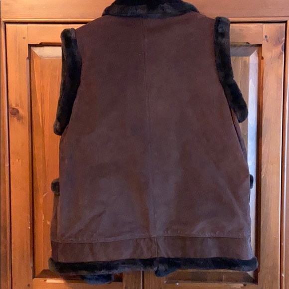 Leather Vest - made in Canada - Picture 3 of 3